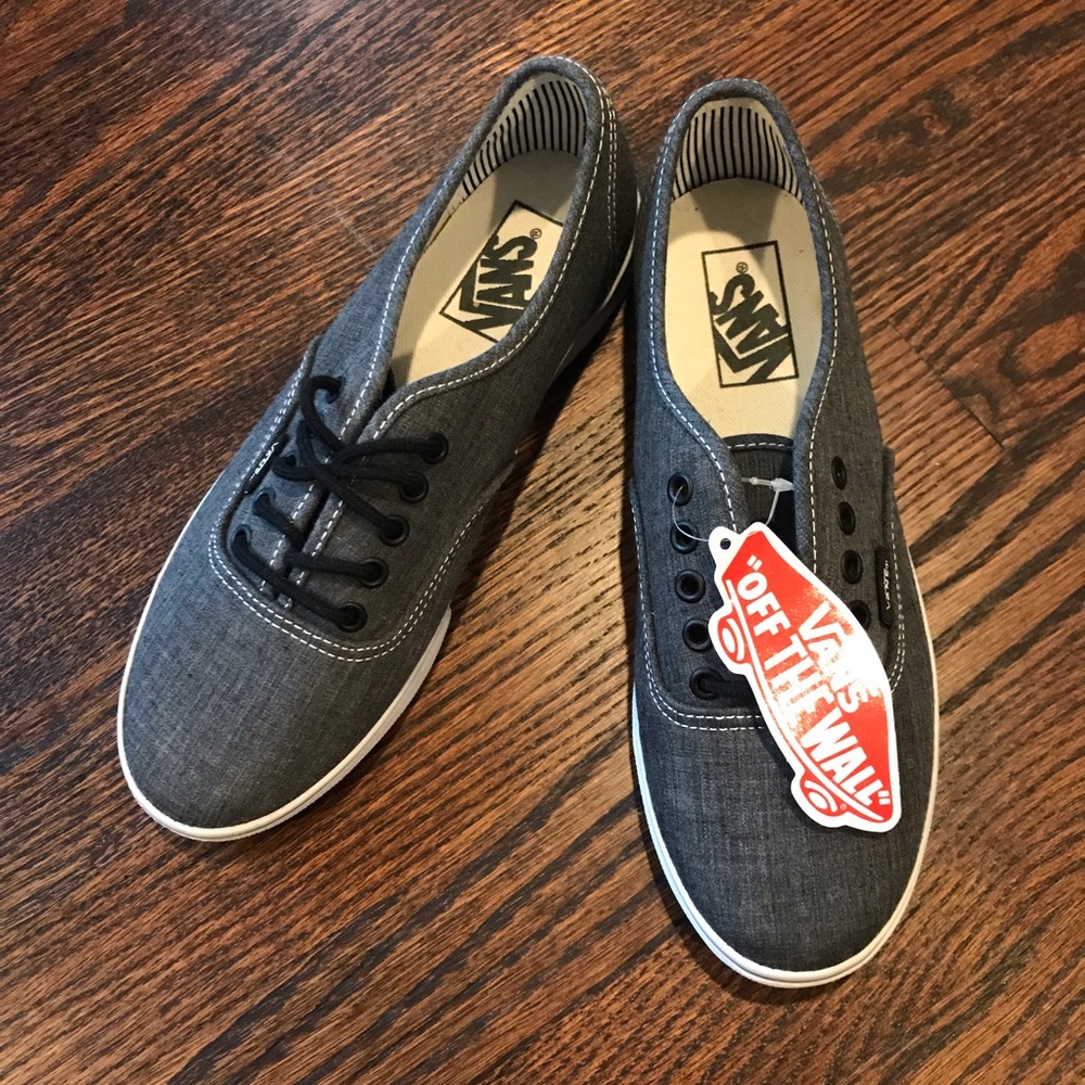 Vans ‘Authentic Lo Pro’
